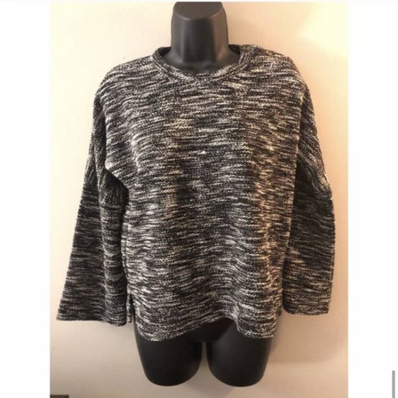 Madewell Button-Shoulder Wide Sleeve Top - Picture 4 of 4